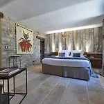 Bed & Breakfast La Maison Du Passage - Chambres - Suites Premium, Spa, Piscine Et Restaurant