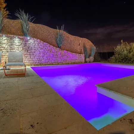 La Maison Du Passage - - Premium, Spa, Piscine Et Restaurant Bed & Breakfast 4*