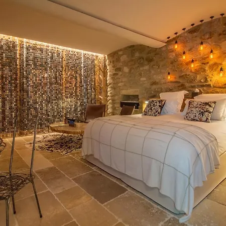 La Maison Du Passage - - Premium, Spa, Piscine Et Restaurant Bed & Breakfast