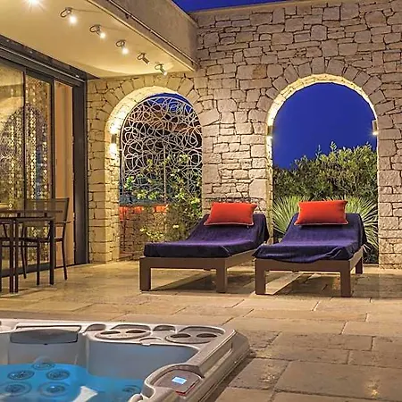 La Maison Du Passage - - Premium, Spa, Piscine Et Restaurant 4* Martignargues