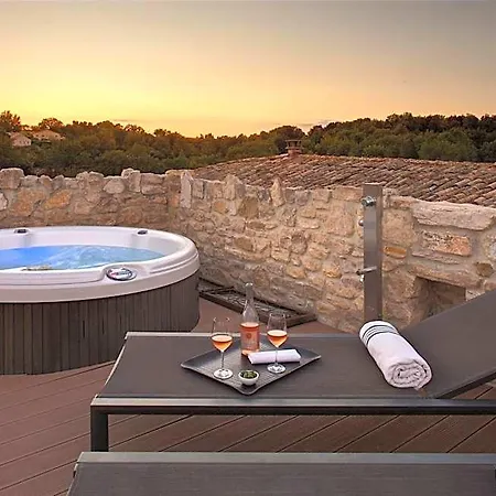 La Maison Du Passage - - Premium, Spa, Piscine Et Restaurant לינה וארוחת בוקר 4*