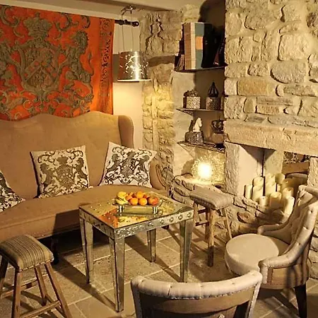 La Maison Du Passage - Sejour Et Table De Pure Passion B&B Martignargues