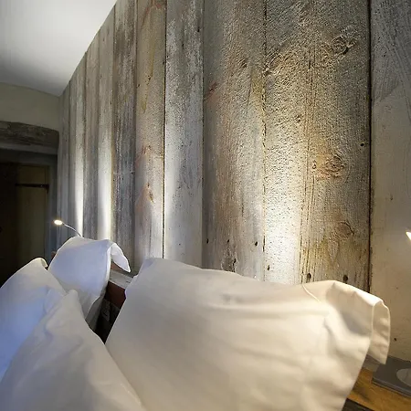 La Maison Du Passage - - Premium, Spa, Piscine Et Restaurant Bed and Breakfast 4*